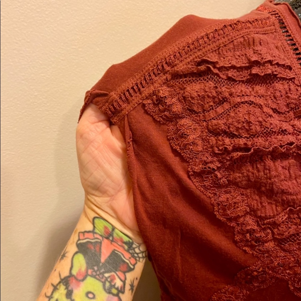 Free People Boho Abagail Tunic Top with Lace Detail in Rust - Picture 6 of 10